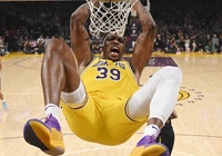Dwight Howard với cú ném 3 "rung chuyển" STAPLES Center trong chiến thắng hủy diệt Cavs