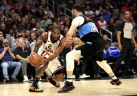 Với 43 điểm, "tay gấu" Kawhi Leonard đã "xé toạc" Cleveland Cavaliers