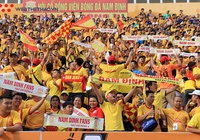 Nam Định FC: Khó khăn chỉ làm thành Nam thêm yêu bóng đá