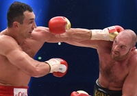 Tyson Fury: "Deontay Wilder cũng không đánh nặng hơn Klitschko"