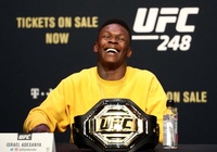 Adesanya thắc mắc tại sao Darren Till và phần lớn võ sĩ luôn sợ Romero