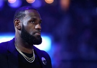 LeBron James từ chối việc chơi trong một trận đấu không khán giả