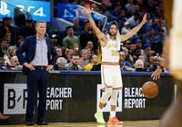 Golden State Warriors và Knicks từ chối cho cầu thủ mình đi xét nghiệm COVID-19