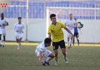 V.League hoãn vì COVID-19: Cầu thủ nhớ sân cỏ, CLB duy trì luyện tập