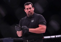 Nghe trọng tài MMA huyền thoại bày cách chấm điểm