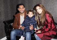 Amir Khan chơi khăm con gái quá độ, tài tử Bradley Cooper có con rơi hồi nào chẳng hay