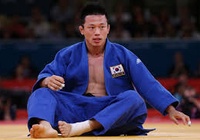 Huyền thoại Judo Hàn Quốc bị bắt vì xâm hại trẻ vị thành niên