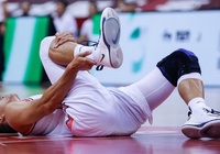 Tượng đài bóng rổ Trung Quốc thời hậu Yao Ming dính chấn thương kinh hoàng