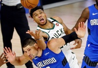 Antetokounmpo tắt điện hiệp 4, Bucks thua sốc trước Magic