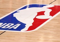 Nhiếp ảnh gia NBA bị đuổi việc vì xúc phạm đối thủ của Trump