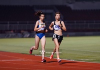 Cô gái bị tước HCB SEA Games 31 vì giày chạy trở lại đường đua chuyên nghiệp