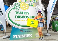 Cú đúp danh hiệu chạy bán marathon đầu tiên của “Nữ hoàng đi bộ” Nguyễn Thị Thanh Phúc