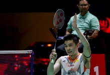 Kunlavut Vitidsarn tiến vào trận chung kết giải cầu lông Indonesia Masters đầu tiên