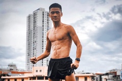Chàng trai Hà Nội 17 tuổi bụng 6 múi phá kỷ lục đi bộ 5000m Giải Điền kinh trẻ Quốc gia 2020