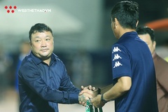 Giúp Viettel lên đỉnh V.League, HLV Việt Hoàng “bỏ phiếu” Hà Nội FC vô địch