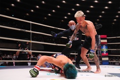 Võ sĩ Nhật Bản knockout cắm đầu đối thủ xuống sàn tại RIZIN 25