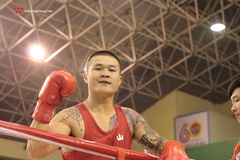 Chùm ảnh: Chiến thắng "chấn động" giải Boxing VĐQG của Trương Đình Hoàng