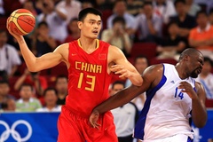 Từ ước mơ trở thành Chuyên gia quân sự, Yao Ming đã bị cưỡng ép chơi bóng rổ như thế nào?