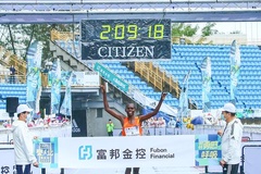41 giây giúp VĐV Kenya giành giải thưởng kỷ lục tại giải chạy 28.000 người ở Đài Loan