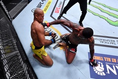 UFC khiến khán giả đau đầu với 4 đề cử “Knockout Of The Year”