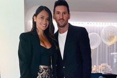 Messi từ chối lời cầu xin của vợ Antonella khi đòi rời Barca