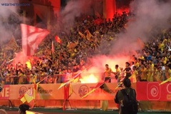 VPF "nắn gân" các CLB, xử phạt nặng với pháo sáng ở V.League 2021