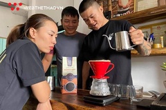 Trương Đình Hoàng - Khi đôi tay triệu view kinh doanh cà phê từ “gốc” tới “ngọn”