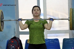 Cử tạ Việt Nam "nín thở" trước án doping treo lơ lửng