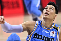 Từ bỏ tiền tài và danh vọng để trở về NBA, Jeremy Lin bị gọi là kẻ điên rồ