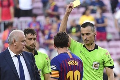 Messi gặp trọng tài "khắc tinh" với nguy cơ bỏ lỡ Siêu kinh điển