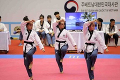 Chị em Châu Tuyết Vân giành 4 HCV Giải vô địch các CLB Taekwondo toàn quốc