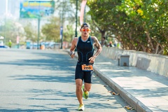 “Rái cá” Lâm Quang Nhật thổ lộ tình cảnh “bị dụ dỗ” đến với triathlon