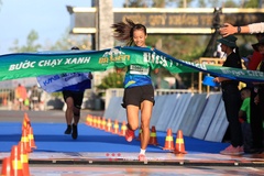 Tuyển thủ SEA Games “chạy sô giải” dày đặc vẫn đăng quang BaDen Mountain Marathon
