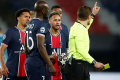 Neymar và Mbappe nổi giận khi De Bruyne thoát thẻ đỏ