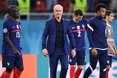 Chiếc ghế của HLV Deschamps lung lay sau thất bại của tuyển Pháp