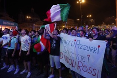 Italia khiếu nại với lượng vé nhỏ giọt ở bán kết EURO 2021