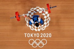 Lại rơi ba lần tạ cử đẩy, Thạch Kim Tuấn thảm bại ở Olympic 2021