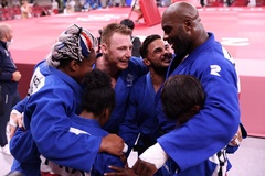 2 HCV thất trận, Nhật thua Pháp tại chung kết lịch sử Judo đồng đội Olympic