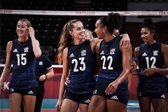 Trả nợ trước Serbia, tuyển bóng chuyền nữ Mỹ giành vé đầu tiên vào chung kết Olympic