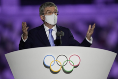Chủ tịch IOC tuyên bố: Olympic 2021 đã vượt xa sự kỳ vọng