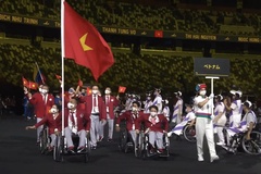 Xúc động hình ảnh đoàn Thể thao Việt Nam ở lễ khai mạc Paralympic 2020