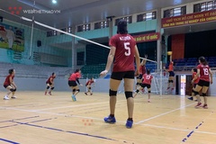 Bóng chuyền nữ Thái Bình tập luyện sẵn sàng cho Vòng 2 giải VĐQG