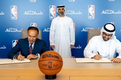 Gặp khó với Trung Quốc, NBA mở đường sang UAE