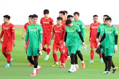 Đội hình ra sân Việt Nam vs Lào: Bùi Tấn Trường, Quang Hải dự bị