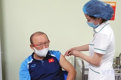 Tuyển Việt Nam tiêm vaccine COVID-19 mũi 3 trước thềm vòng loại World Cup