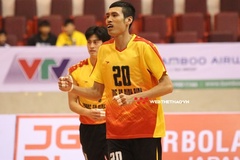 Phụ công 2m Cù Văn Hoàn, tuyển thủ bóng chuyền quốc gia cao nhất lịch sử