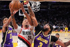 Los Angeles Lakers chặn đứng mạch thua nhờ màn tỏa sáng của Anthony Davis