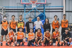 Sau 4 năm vắng bóng, HLV Hứa Phong Thái tái xuất cùng bước đi đầu tiên của bóng rổ Huế