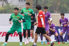 Đội hình ra sân U23 Việt Nam vs U20 Hàn Quốc: Tiến Linh, Hùng Dũng, Hoàng Đức ngồi khán đài