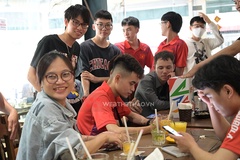 Đội tuyển Mobile Legends Việt Nam giao lưu cùng CĐV, quyết giành huy chương SEA Games 31